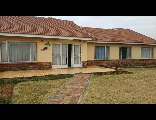4 BEDROOM HOUSE FOR SALE IN KLIPPOORTJE